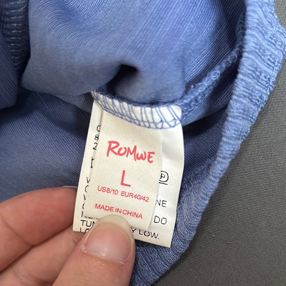 ROMWE Blue Ribbed Top - Picture 2 of 3
